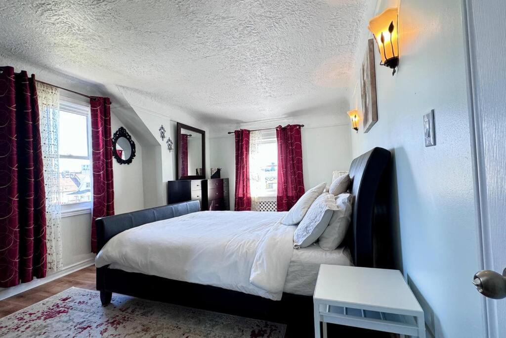 Near The Falls Two Bedroom - 5 Min Walk To Clifton Niagara Falls Exteriör bild